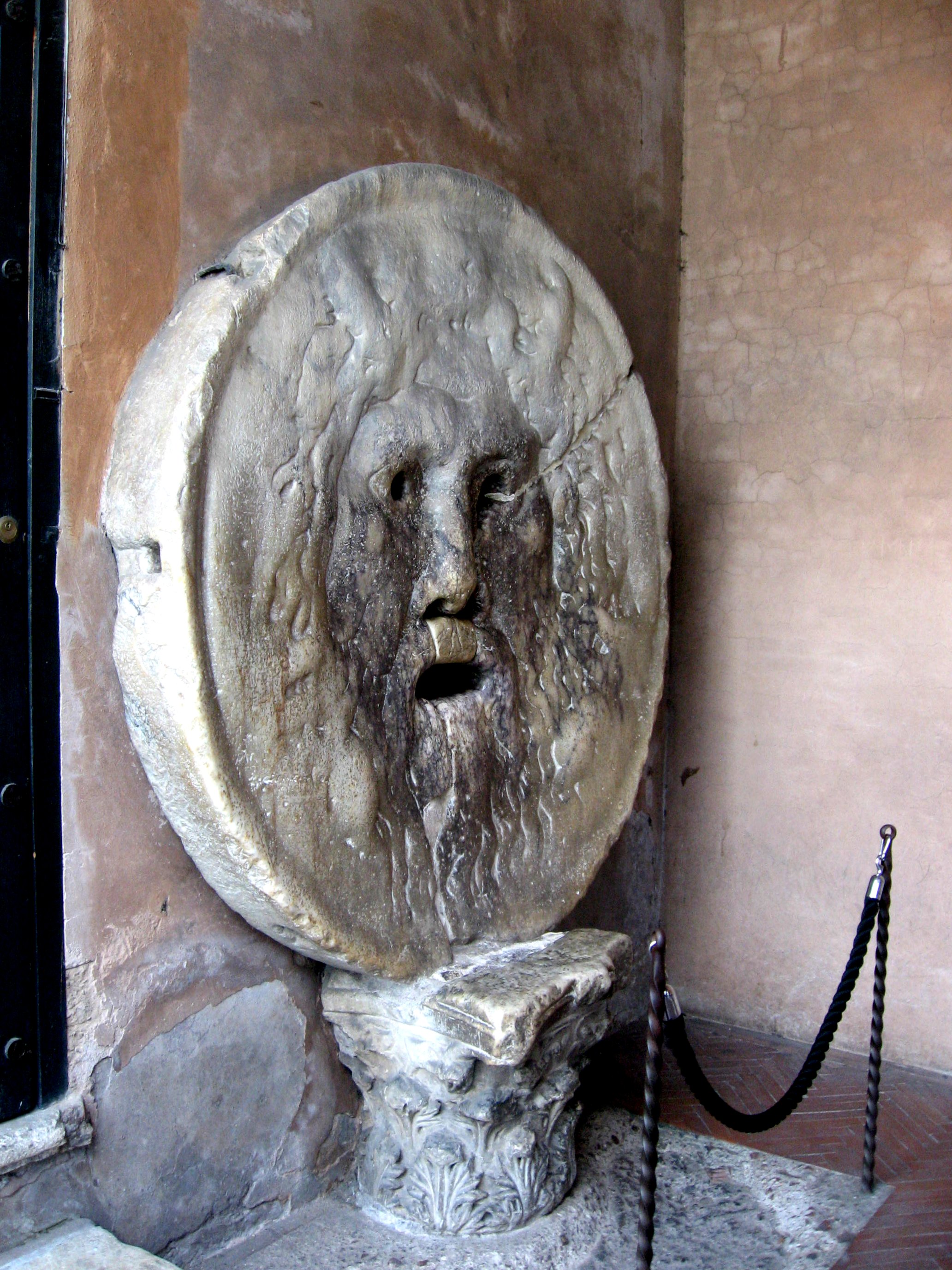 La Bocca della verità ROMA EREDI DI UN IMPERO